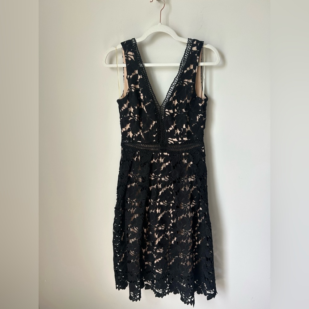 Cream Black Lace Floral sleeveless Midi Dress